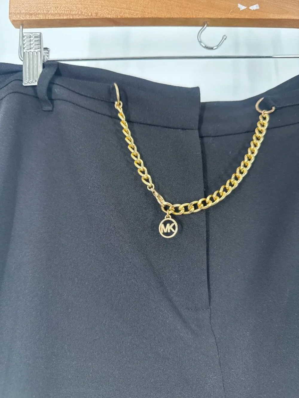 Michael Kors Womens Black Straight-Leg Pants With Gold Chain Size 16 Career